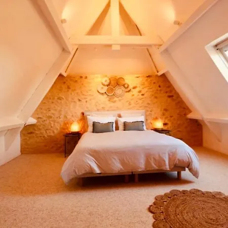 Le Logis De Saint-Chamassy