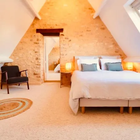 Le Logis De 度假居 Saint-Chamassy