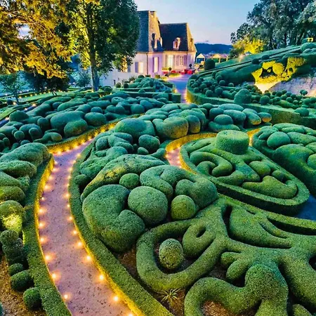 Le Logis De Semesterbostad Saint-Chamassy