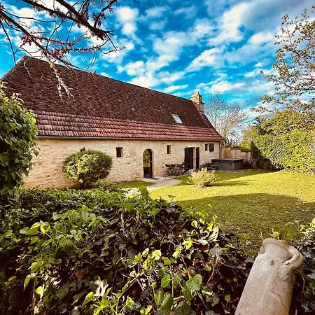 Le Logis De * Saint-Chamassy