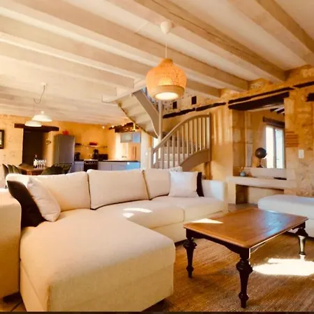 Le Logis De * Saint-Chamassy