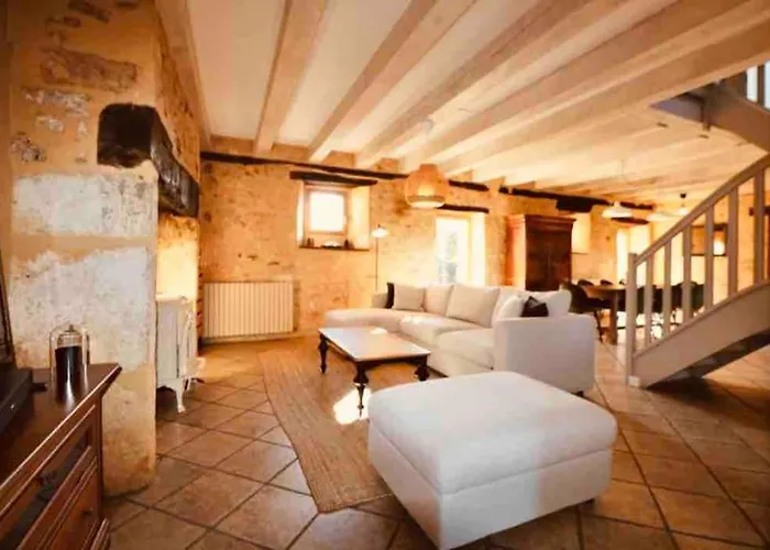 Le Logis De * Saint-Chamassy